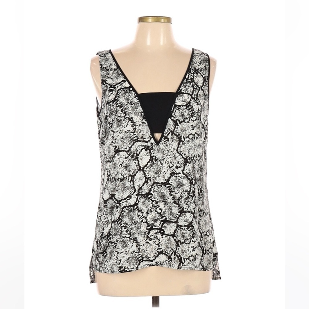 Express size medium black and white tank - Picture 2 of 2